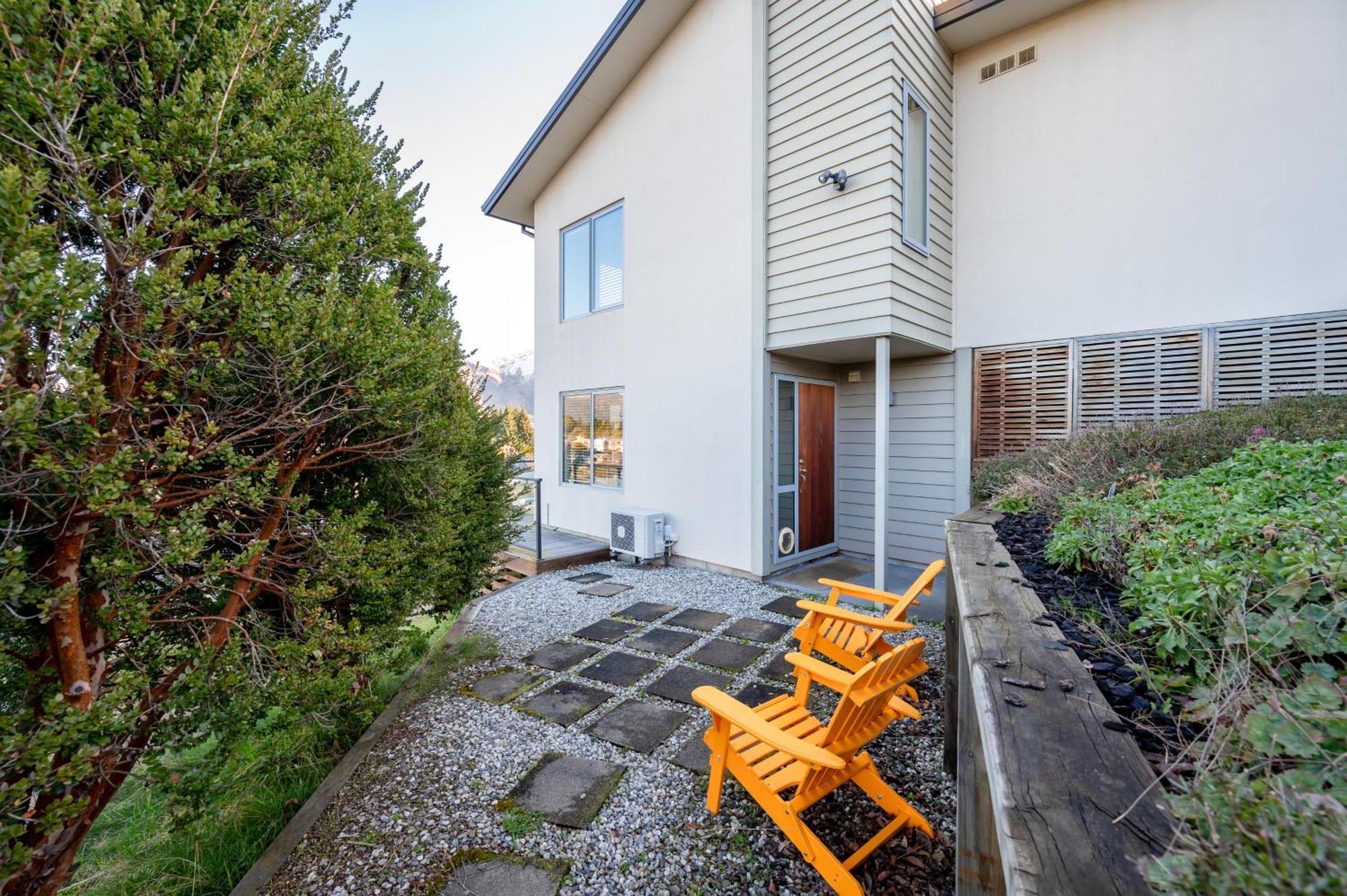 Criffel Garden Apartment Wanaka Eksteriør billede